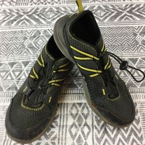 Teva Mens Running Adventure Shoes Size 6